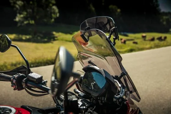 motoblouz-220261022073550302892