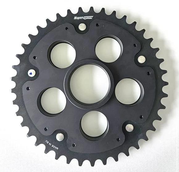 motoblouz-420261021030904100967