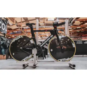 velo-store-320261023081915551730